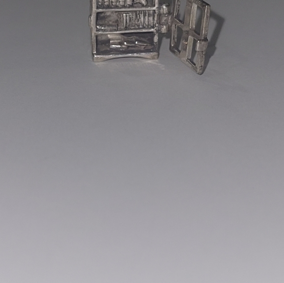 Vintage Charms and Bracelet - Picture 9 of 16